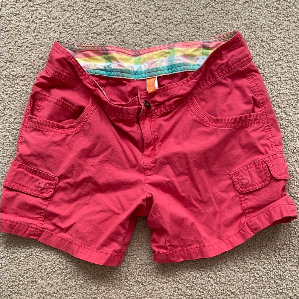 Lucy Cargo Shorts with Relaxed Fit and Striped Waistband